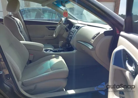 2014 Nissan Altima 2.5 S z USA, uszkodzony, nr VIN 1N4AL3AP7EC115795